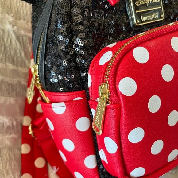 Loungefly Minnie Mouse Sequined Backpack - Picture 2 of 8